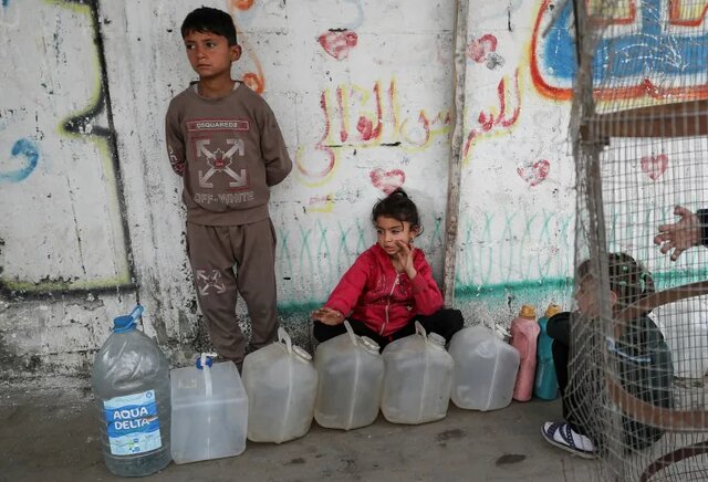 ۱۱۲ عملیات کشتار صهیونیست‌ها و شهادت ۷۰۰ فلسطینی در صف آب در غزه
