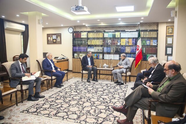 با مذاکرهای که بدون پیششرط و حفظ خطوط قرمز جمهوری اسلامی باشد، مخالفتی نداریم