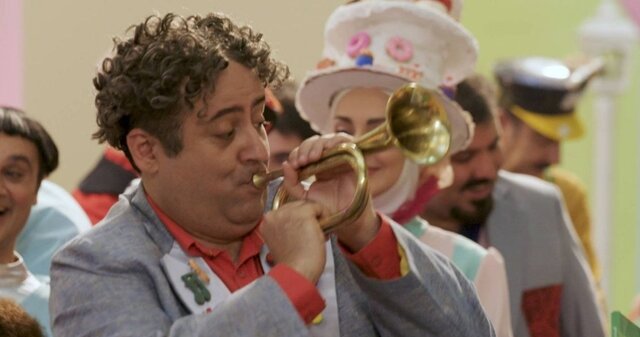 عموهای فیتیلهای به آنتن تلویزیون نزدیک شدند