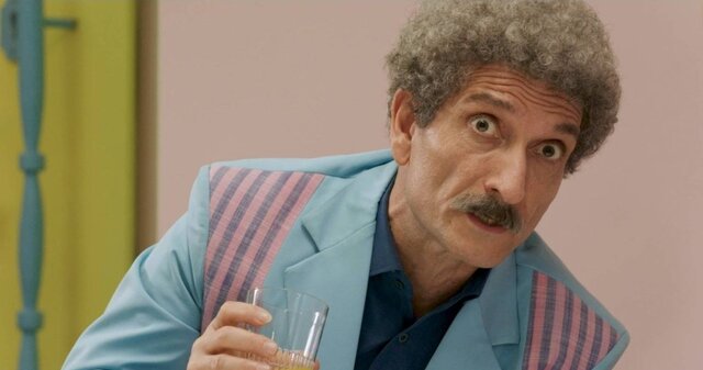 عموهای فیتیلهای به آنتن تلویزیون نزدیک شدند