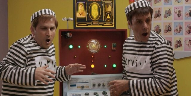 چرا عموهای فیتیلهای ۴ سال با تاخیر برگشتند؟