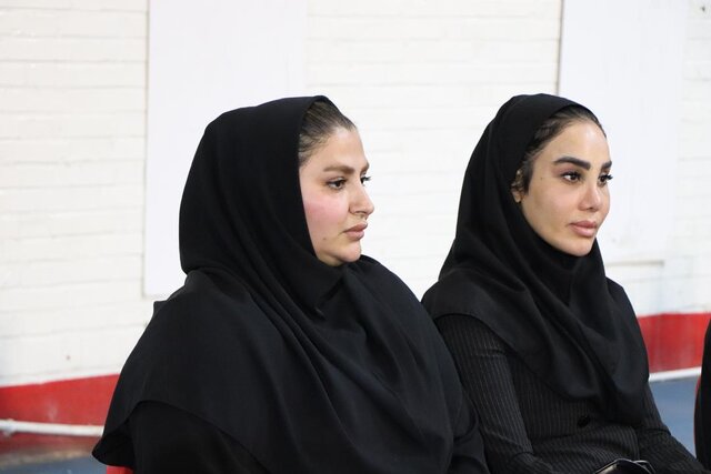به وزنه‌برداری زنان خوزستان به صورت خاص کمک می‌کنیم