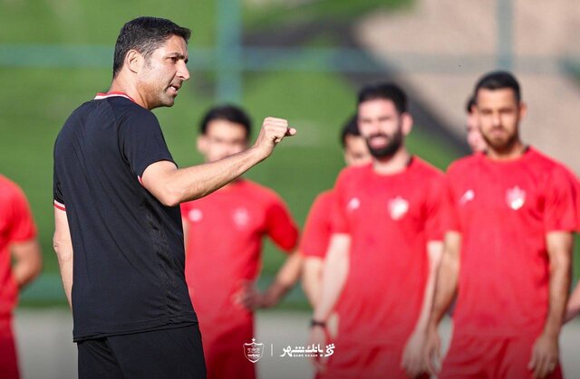 خط قرمز وحید هاشمیان در پرسپولیس