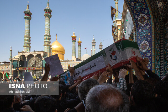 مراسم تشییع پیکر دو شهید تجاوز رژیم صهیونیستی در قم برگزار شد
