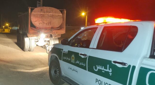 توقیف تانکرهای حمل غیرمجاز آب در شهرستان استهبان