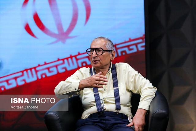 زیباکلام: جنگی مثل آنچه در اوکراین یا غزه رخ داد، اتفاق نمیافتد/ به مذاکرات خوشبینم زیباکلام: جنگی مثل آنچه در اوکراین یا غزه رخ داد، اتفاق نمیافتد/ به مذاکرات خوشبینم