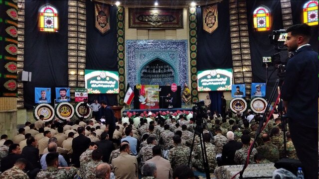 مراسم گرامیداشت ۵۷ شهید اقتدار ارتش برگزار شد