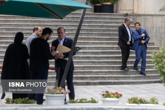 آمار دقیق شهدا و مجروحان/آغاز پرداخت کالابرگ دهک ۴ تا ۷ از هفته آینده آمار دقیق شهدا و مجروحان/آغاز پرداخت کالابرگ دهک ۴ تا ۷ از هفته آینده