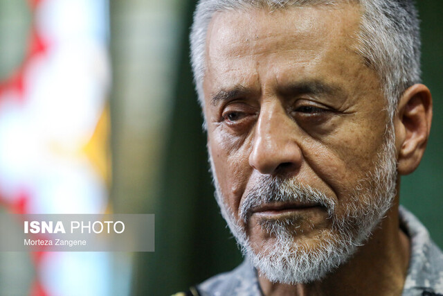 دریادار سیاری: توطئه دشمن برای تفرقه‌افکنی نتیجه نخواهد داشت