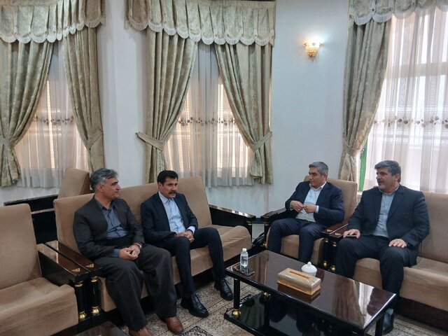 معاون رئیس‌جمهور وارد کردستان شد/ تاکید بر توسعه مناطق محروم و بازدید از ۵ شهرستان طی سفر سه روزه
