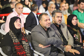 مریم جلالی، معاون صنایع دستی وزارت میراث فرهنگی، صنایع دستی و گردشگری، امیرحسین بانکی‌پور نماینده مرمدم اصفهان در مجلس شورای اسلامی و رسول بخشی نماینده مردم اصفهان در مجلس شورای اسلامی