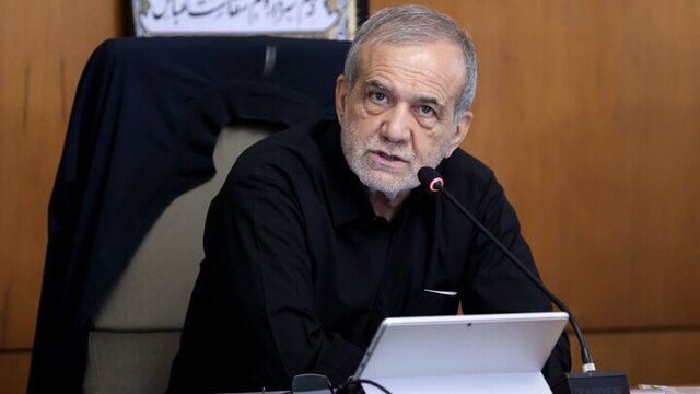 افتتاح کارخانه تینانیوم کهنوج/ پزشکیان: نزدیکی کارخانه و معادن به خلیج فارس مزیت خوبی است