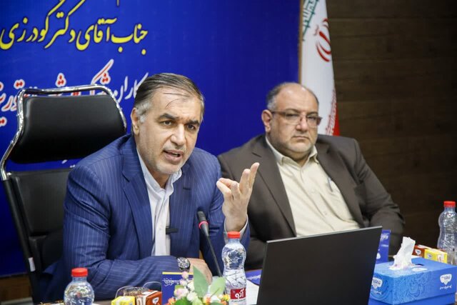 بازاریابی دقیقی برای صادرات محصولات فارس به کشورهای حاشیه خلیج فارس صورت گیرد