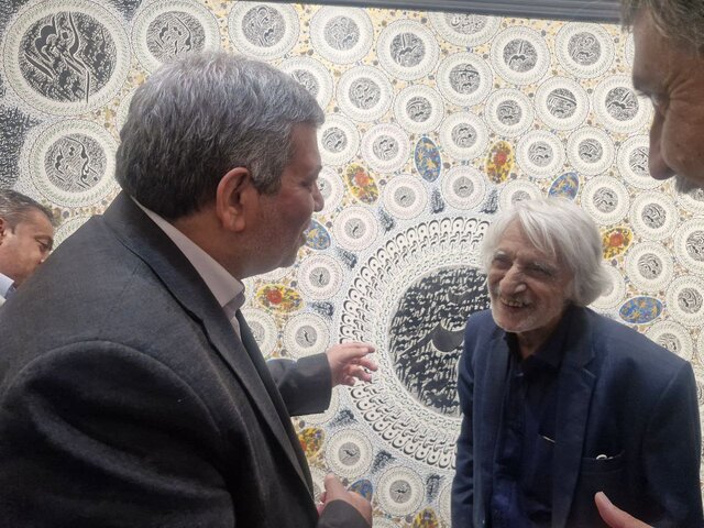 نگارش بزرگترین قرآن جهان در کرمان