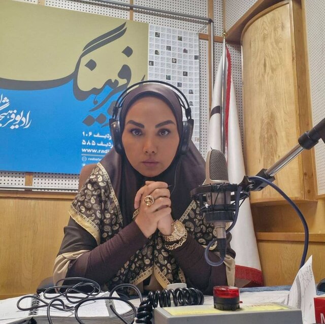 گوینده رادیو در لحظه حمله به صداوسیما چه گفت + ویدئو