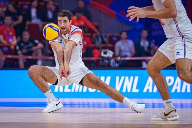 پیروزی سخت والیبال فرانسه مقابل کوبا پیروزی سخت والیبال فرانسه مقابل کوبا