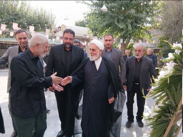 مراسم یادبود محمد ناطق‌نوری برگزار شد