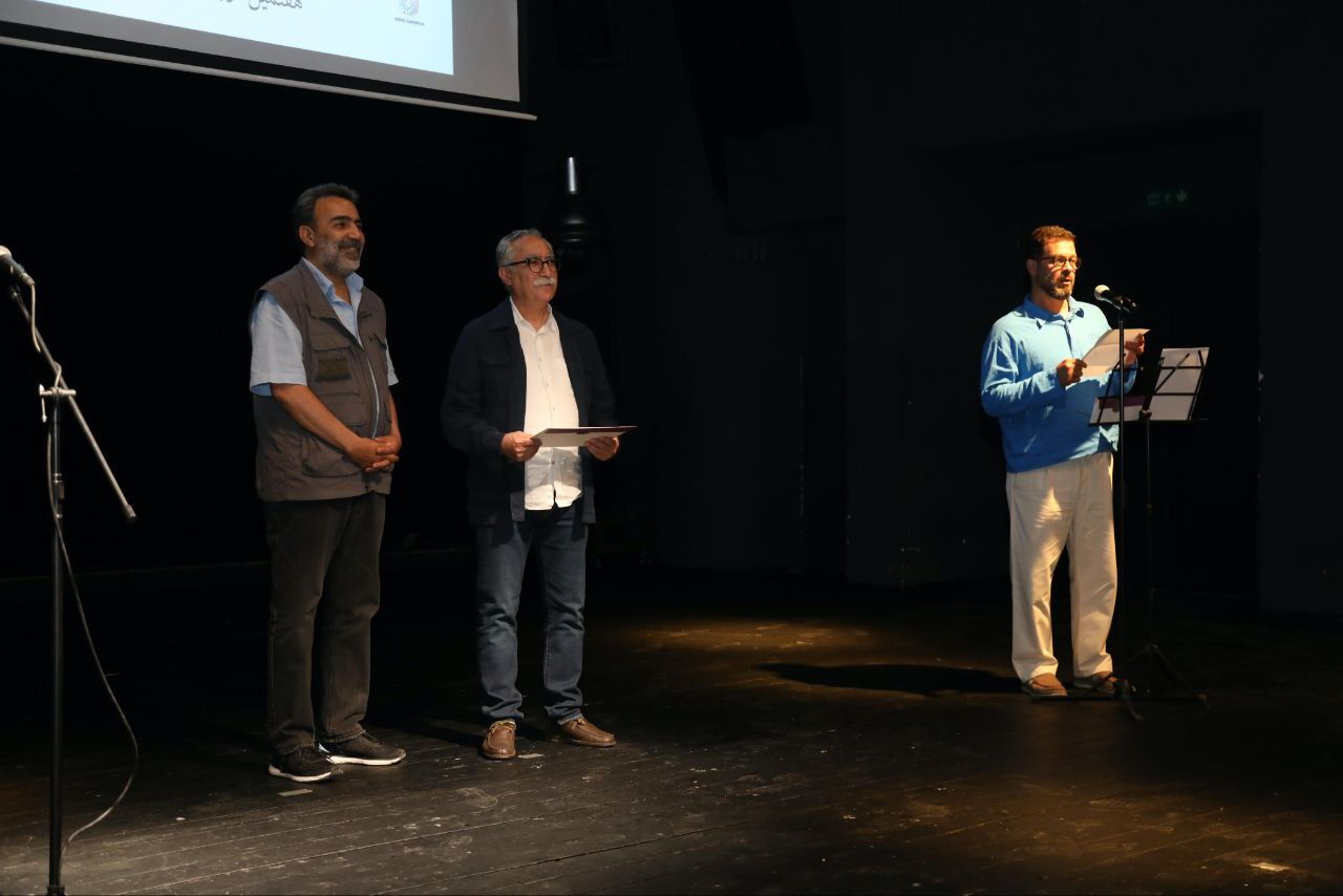 پایان جایزه «ارغوان» با تجلیل از گلی ترقی