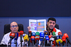 نشست خبری پیرحسین کولیوند، رییس جمعیت هلال احمر