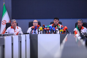 نشست خبری پیرحسین کولیوند، رییس جمعیت هلال احمر