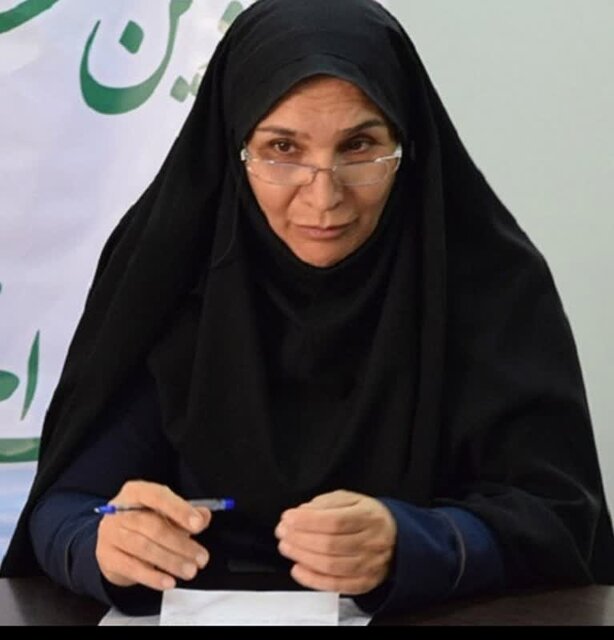 انقلاب اسلامی به عنوان حلقه واسط میان مکتب عاشورا و فرهنگ انتظار عمل می‌کند