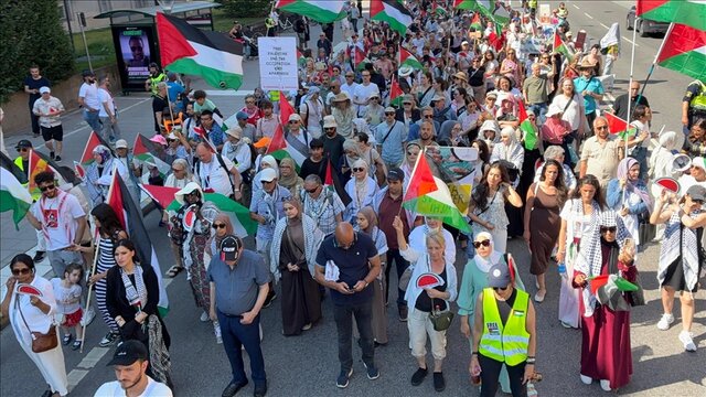 تظاهرات فلسطینیان کرانه باختری در اعتراض به کشتار در غزه