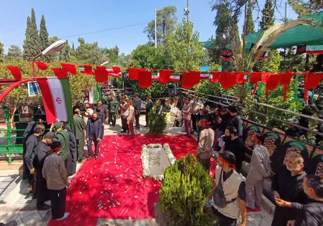 برگزاری مراسم وداع و تشییع پیکر شهید غیب‌پرور در شیراز