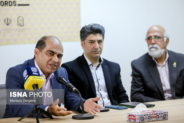 زنان، دیوارهای موزه هنرهای معاصر تهران را تسخیر می‌کنند
