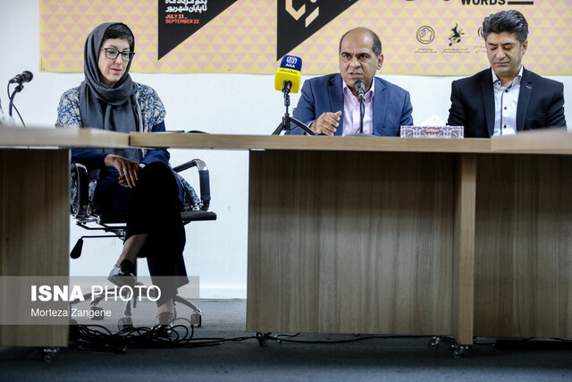 زنان، دیوارهای موزه هنرهای معاصر تهران را تسخیر می‌کنند