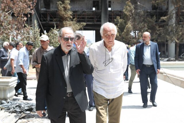 بازدید جمعی از هنرمندان پیشکسوت از ساختمان شیشهای صداوسیما