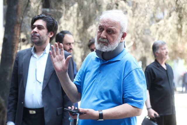 بازدید جمعی از هنرمندان پیشکسوت از ساختمان شیشه‌ای صداوسیما