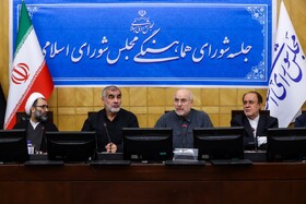 تاکید رئیس مجلس بر همراهی قوا برای حل مشکلات کشور