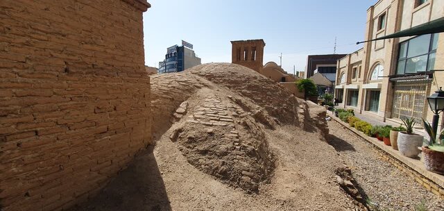 مرمت حجره شرقی مسجد سلطانی و آبانبار تدین سمنان