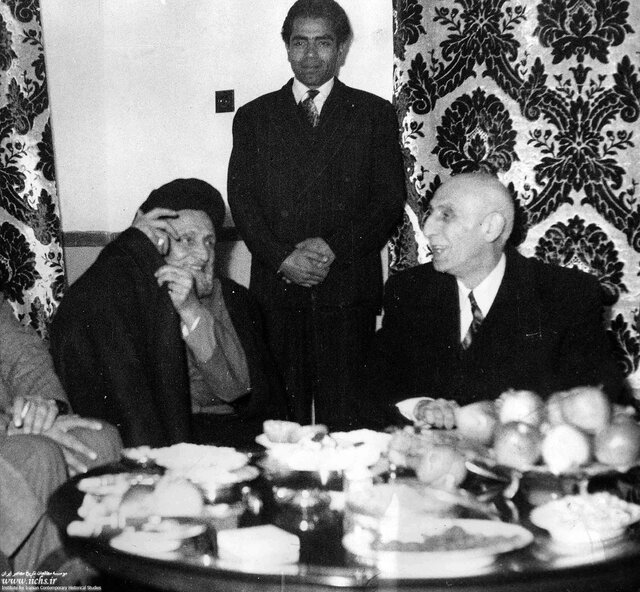 «۳۰ تیر ۱۳۳۱ وآفرینندگان آن» در آیینه تصاویر