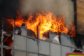 آتش سوزی مهیب در منطقه آزادانزلی