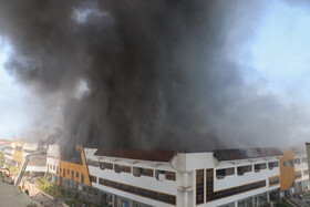 آتش سوزی مهیب در منطقه آزادانزلی