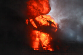 آتش سوزی مهیب در منطقه آزادانزلی