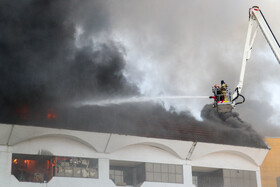 آتش سوزی مهیب در منطقه آزادانزلی