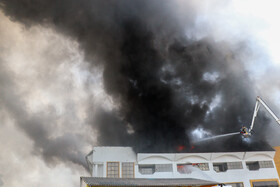 آتش سوزی مهیب در منطقه آزادانزلی