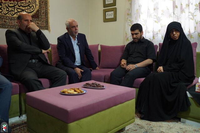 ویژگیهای اخلاقی شهدا باید ثبت و ضبط شود