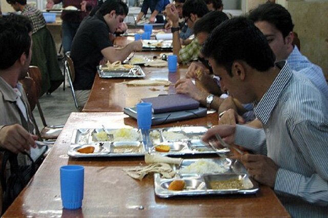 تأکید بر ضرورت ارتقاء وضعیت تغذیه و خوابگاه‌های دانشجویی