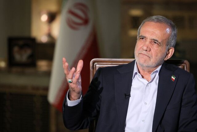 دستور پزشکیان برای شنیدهشدن نظرات در زمینه لایحه فضای مجازی دستور پزشکیان برای شنیدهشدن نظرات در زمینه لایحه فضای مجازی
