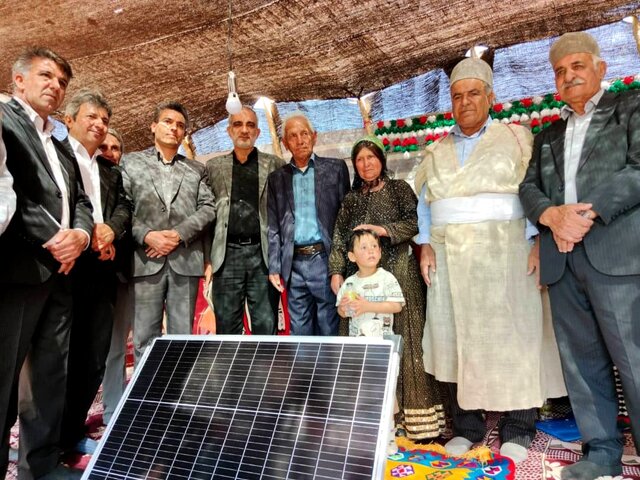 ۴۰۰ دستگاه پنل خورشیدی بین عشایر کهگیلویه و بویراحمد توزیع شد