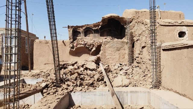 تخریب ساباط تاریخی زواره