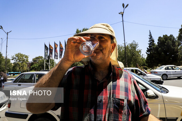 عکس آرشیوی است. هشدار هواشناسی درباره رگبار، گردوخاک و تداوم گرمای تابستانه در اغلب استانها
