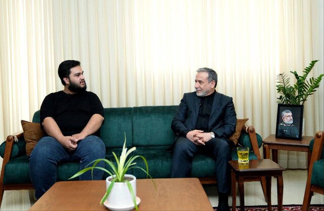 عراقچی: قدرت موشکی ایران دشمن را وادار به ارائه تقاضای آتشبس کرد