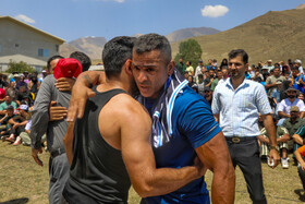 مسابقات کشتی سنتی لوچو در روستای کوهستانی چرات - سوادکوه