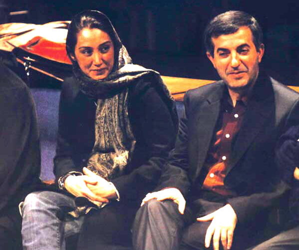 ببینید/ خاطره کواکبیان از عکس مشایی با هدیه تهرانی ببینید/ خاطره کواکبیان از عکس مشایی با هدیه تهرانی