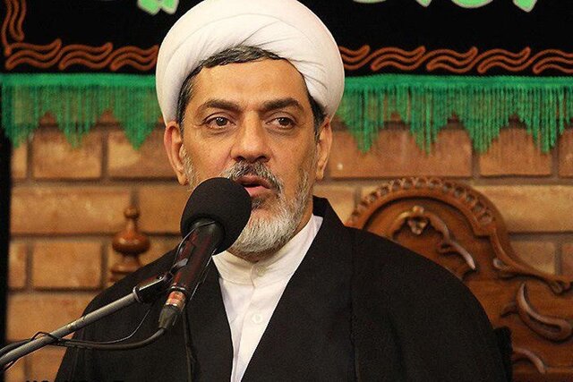 توهین در قالب مناظره و غیبت با عنوان بحث سیاسی، درست نیست