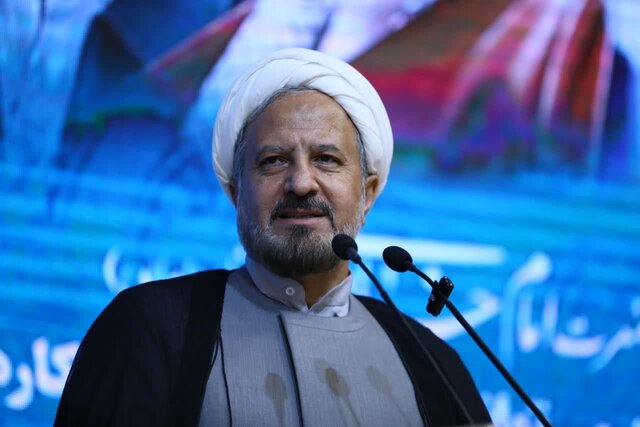 چراغ کانون‌های مساجد کم فروغ شده است
